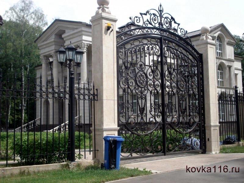 Кованые ворота, калитки и заборы на заказ — фото 4